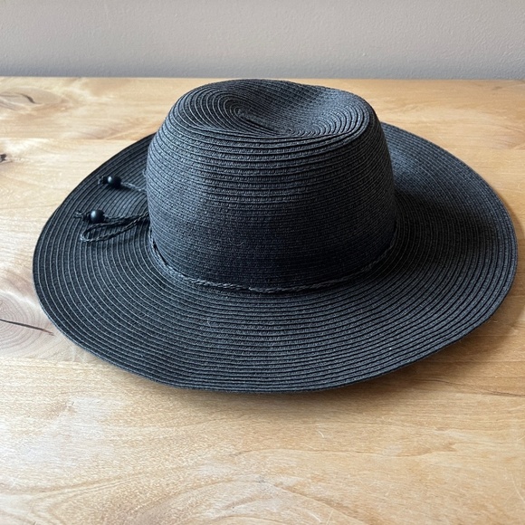 AUGUST HAT CO SUN HAT WIDE BRIM ADJUSTABLE TIE SUMMER COASTAL VACATION - Picture 1 of 10